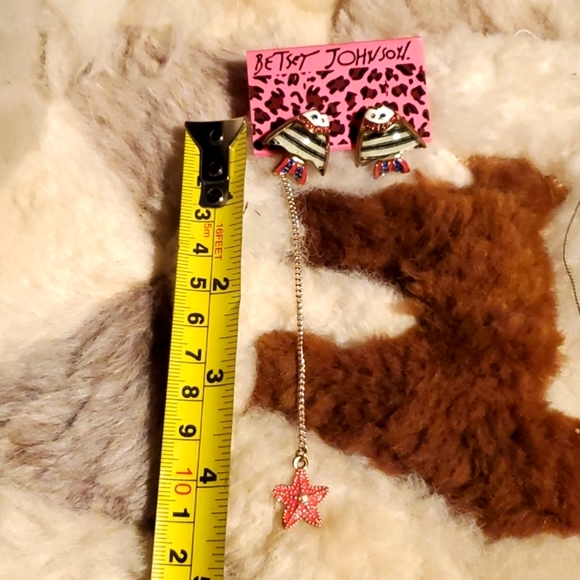 "New"Betsey Johnson Fish Earrings - Picture 6 of 6
